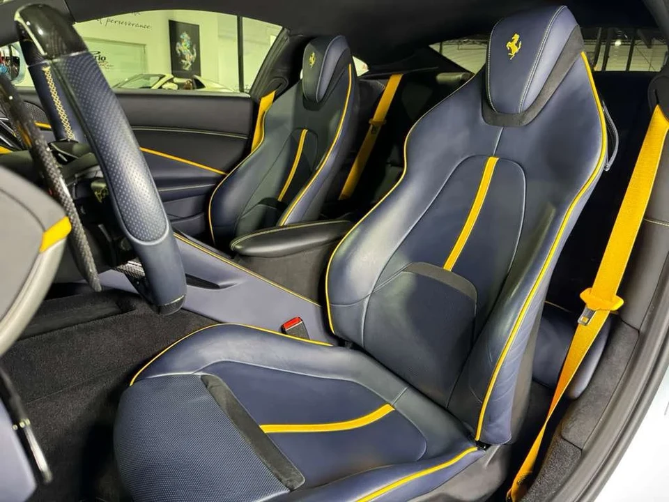 2021 Ferrari Roma - Image 10 of 12