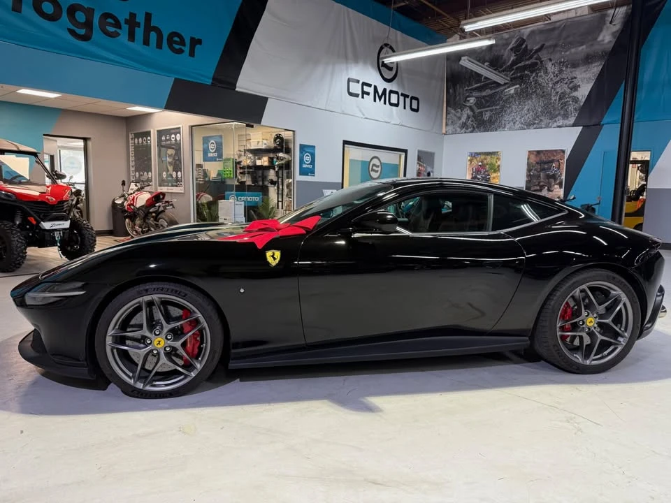 2021 Ferrari Roma - Image 10 of 17