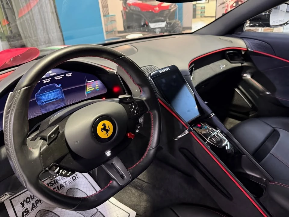 2021 Ferrari Roma - Image 16 of 17