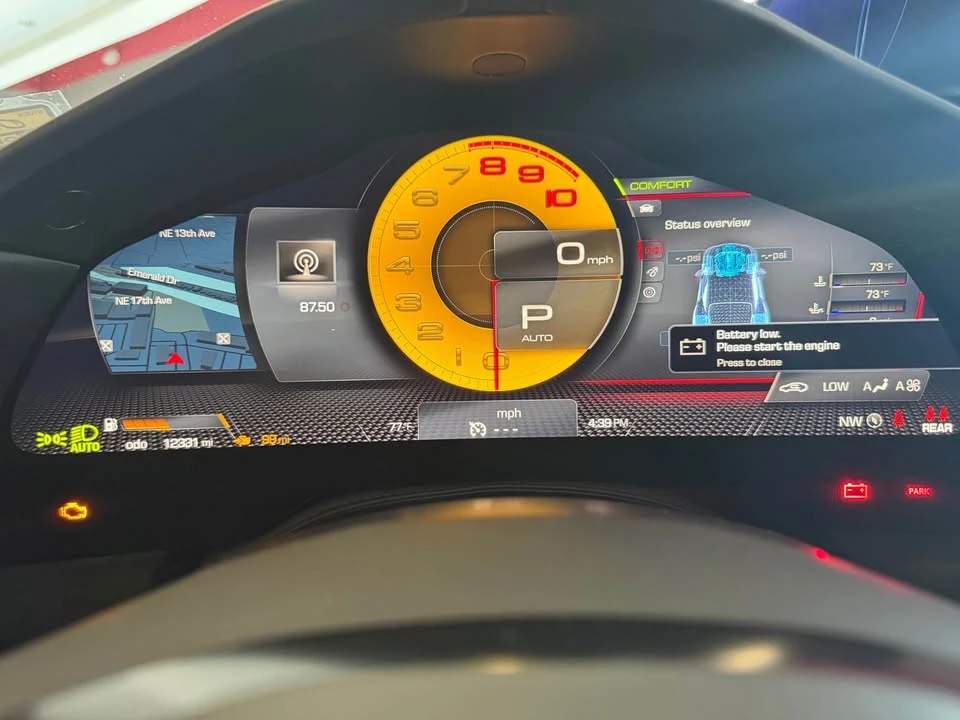 2021 Ferrari Roma - Image 9 of 10