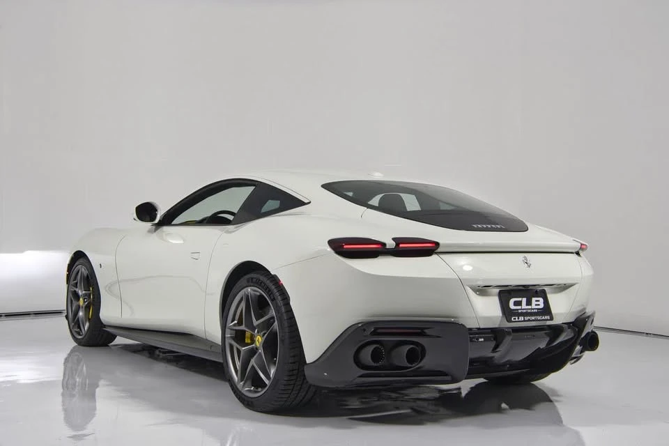 2021 Ferrari Roma - Image 9 of 19