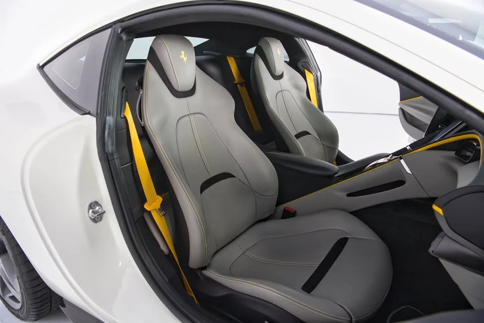 2021 Ferrari Roma - Image 4 of 19