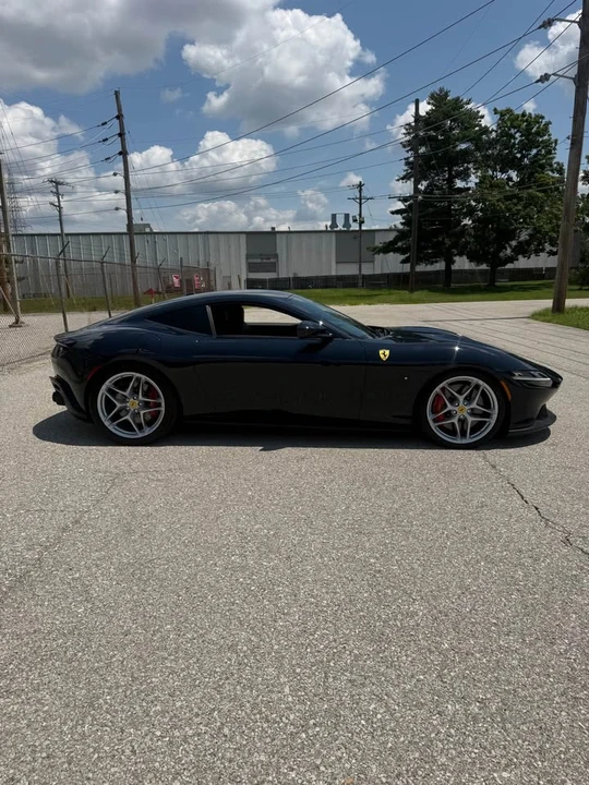 2021 Ferrari Roma - Image 4 of 18