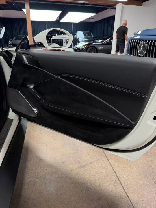2021 Ferrari Roma - Image 7 of 18
