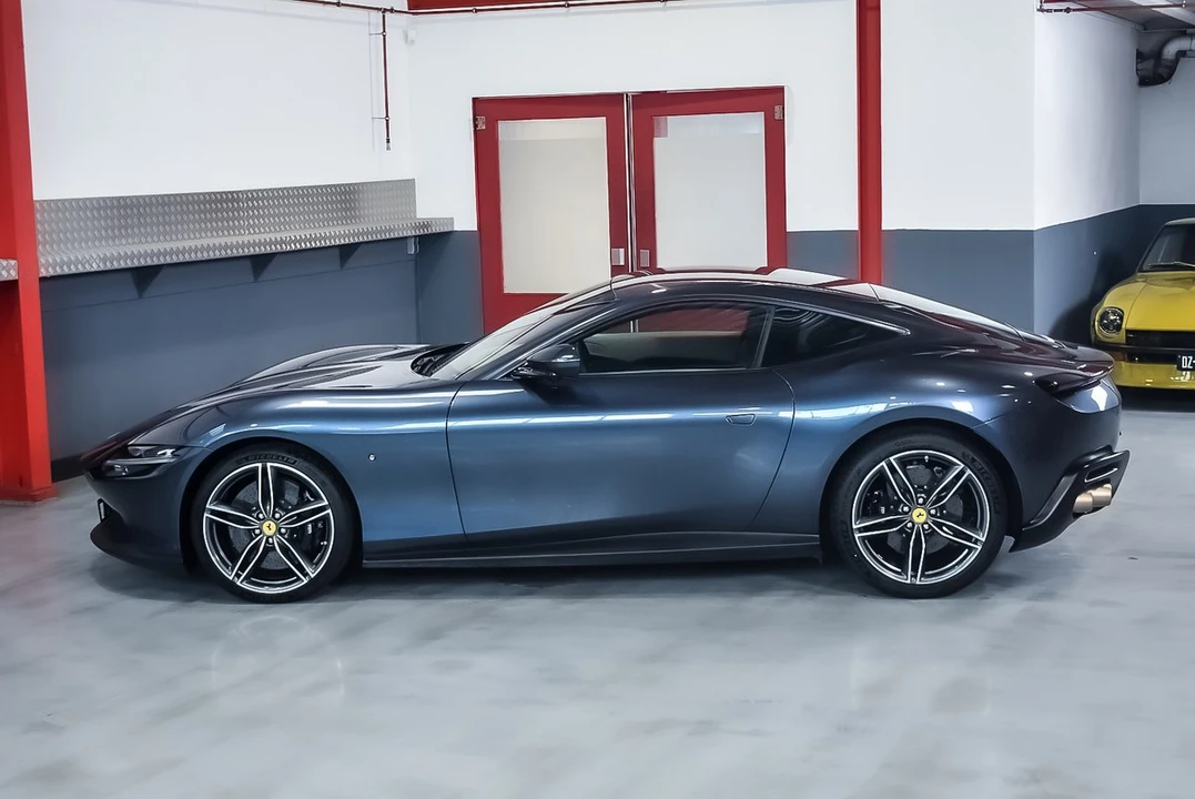 2021 Ferrari Roma - Image 20 of 30
