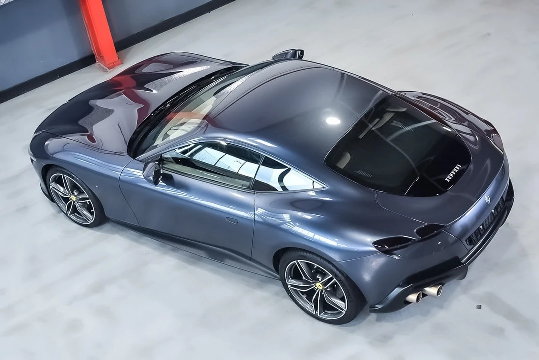 2021 Ferrari Roma - Image 23 of 30
