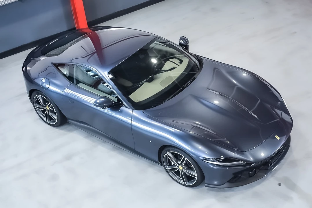 2021 Ferrari Roma - Image 12 of 30