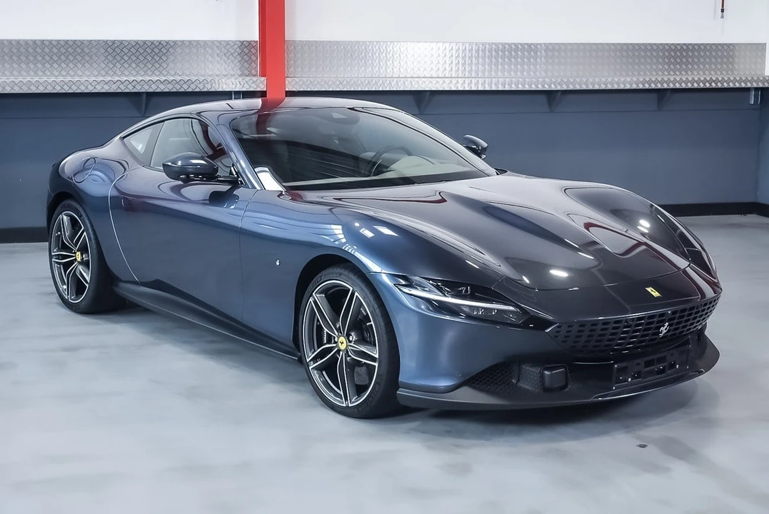 2021 Ferrari Roma - Image 2 of 30