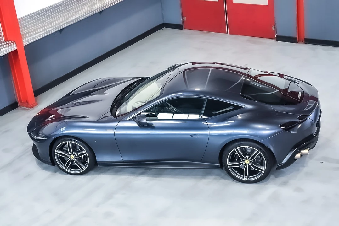 2021 Ferrari Roma - Image 22 of 30