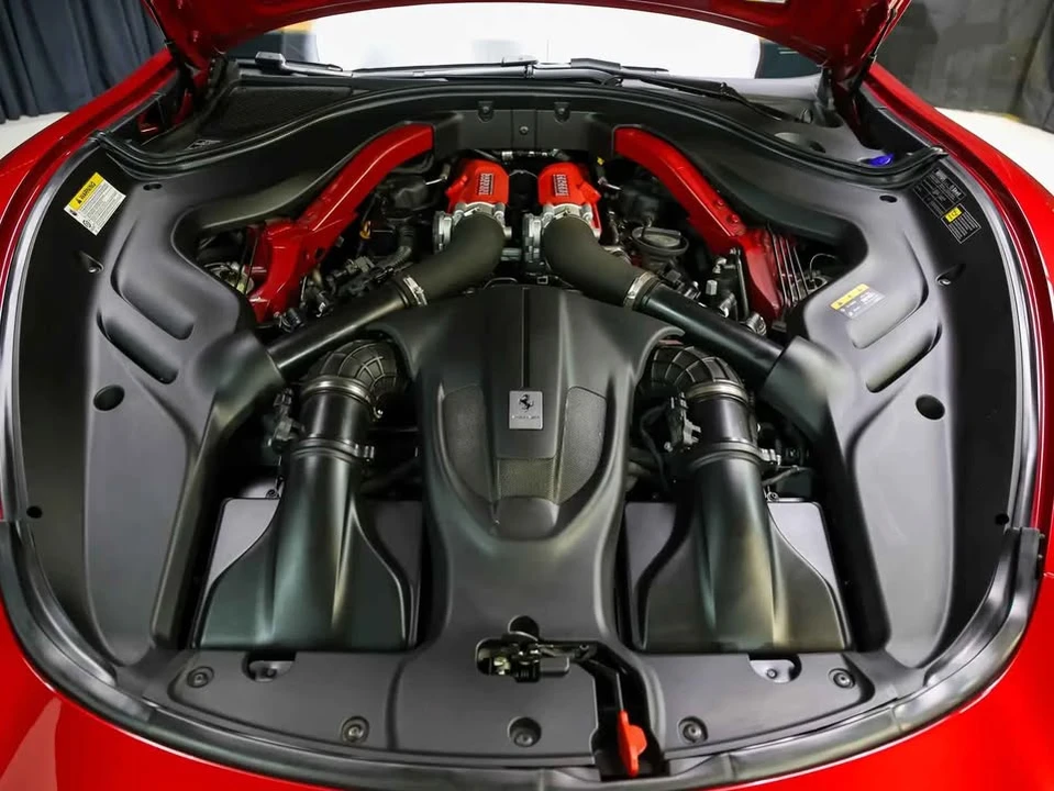 2021 Ferrari Roma - Image 5 of 19