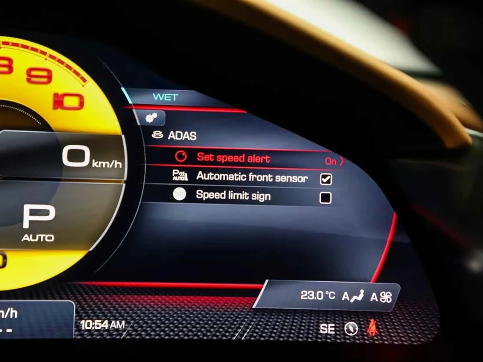 2021 Ferrari Roma - Image 17 of 19