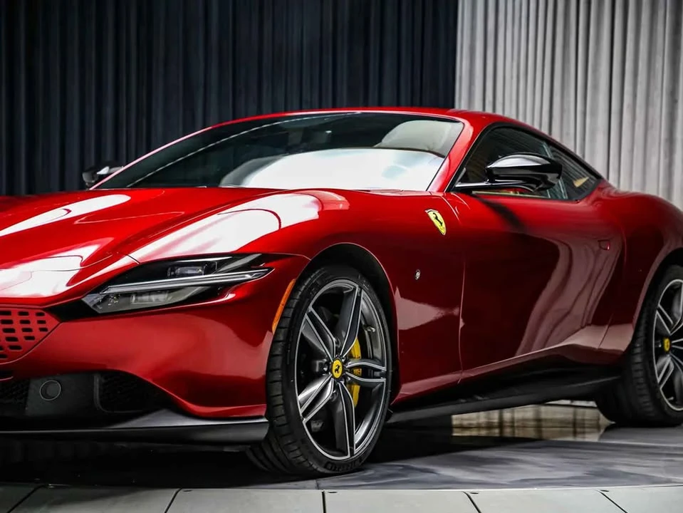 2021 Ferrari Roma - Image 9 of 19