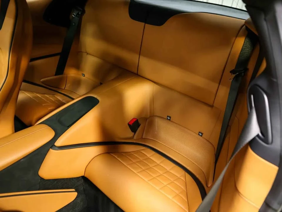 2021 Ferrari Roma - Image 16 of 19