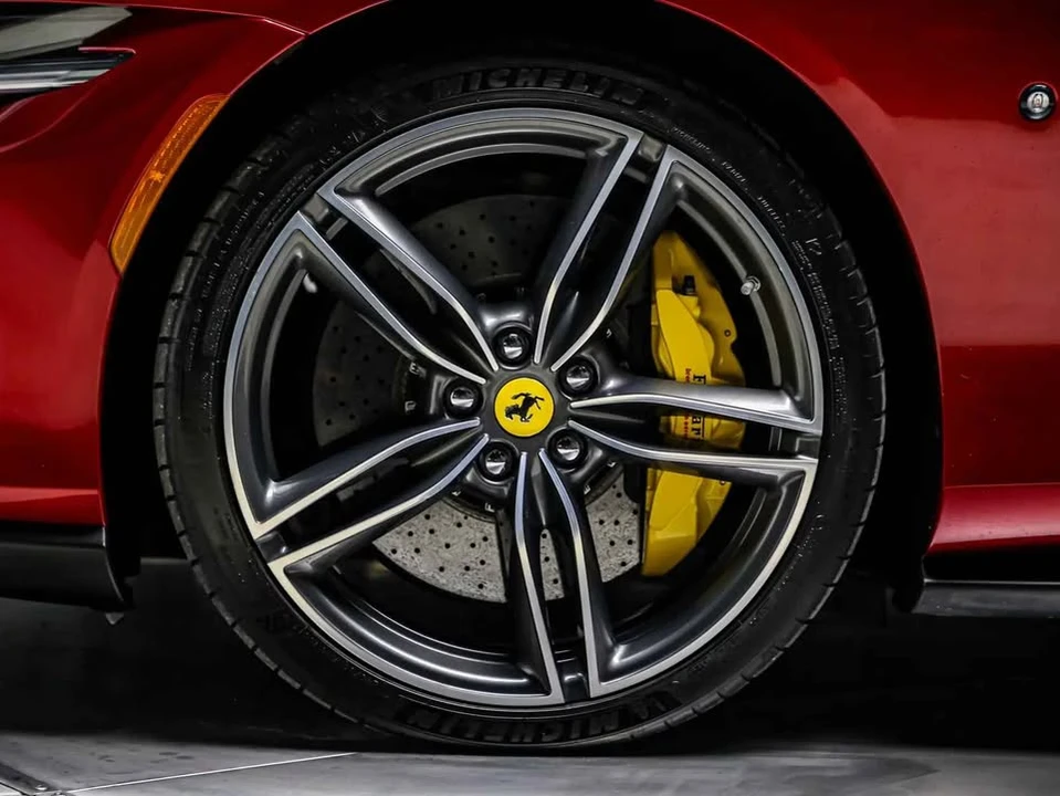 2021 Ferrari Roma - Image 11 of 19