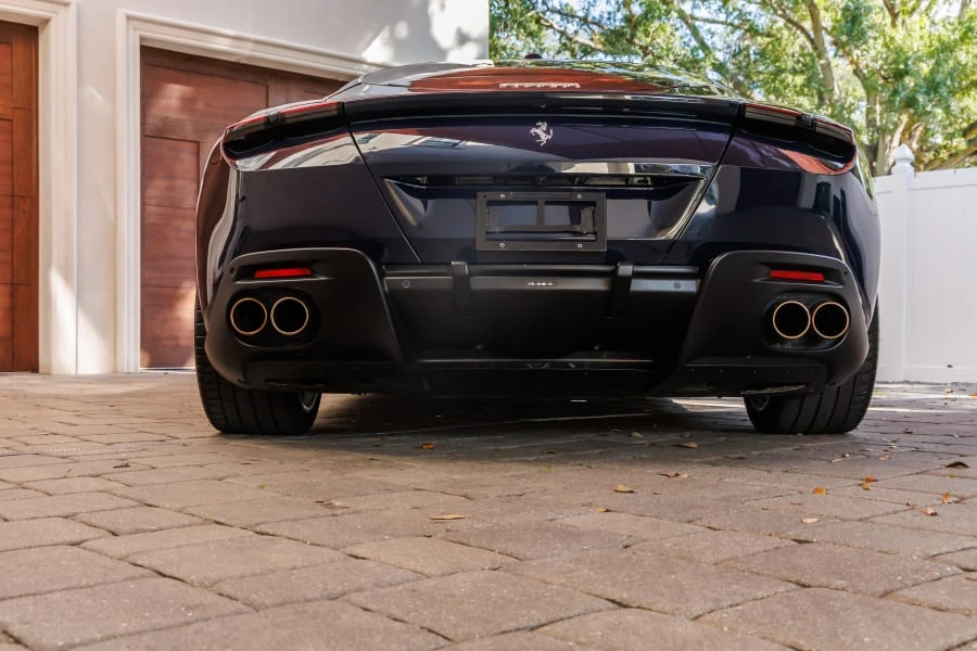 2021 Ferrari Roma - Image 19 of 31