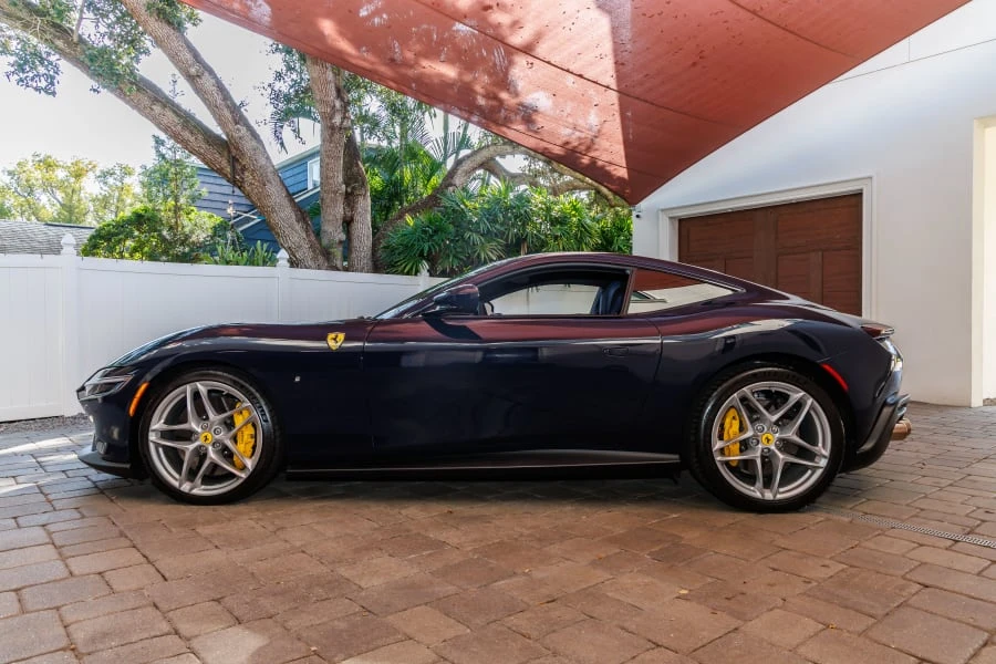 2021 Ferrari Roma - Image 2 of 31