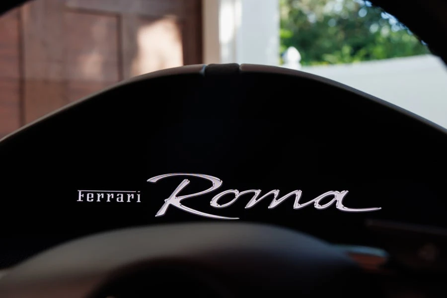 2021 Ferrari Roma - Image 24 of 31
