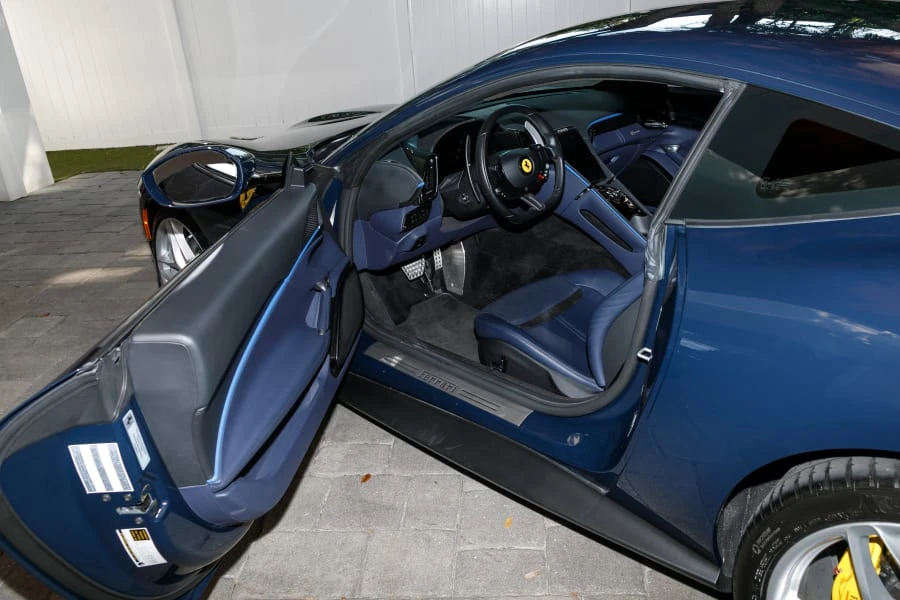 2021 Ferrari Roma - Image 30 of 31