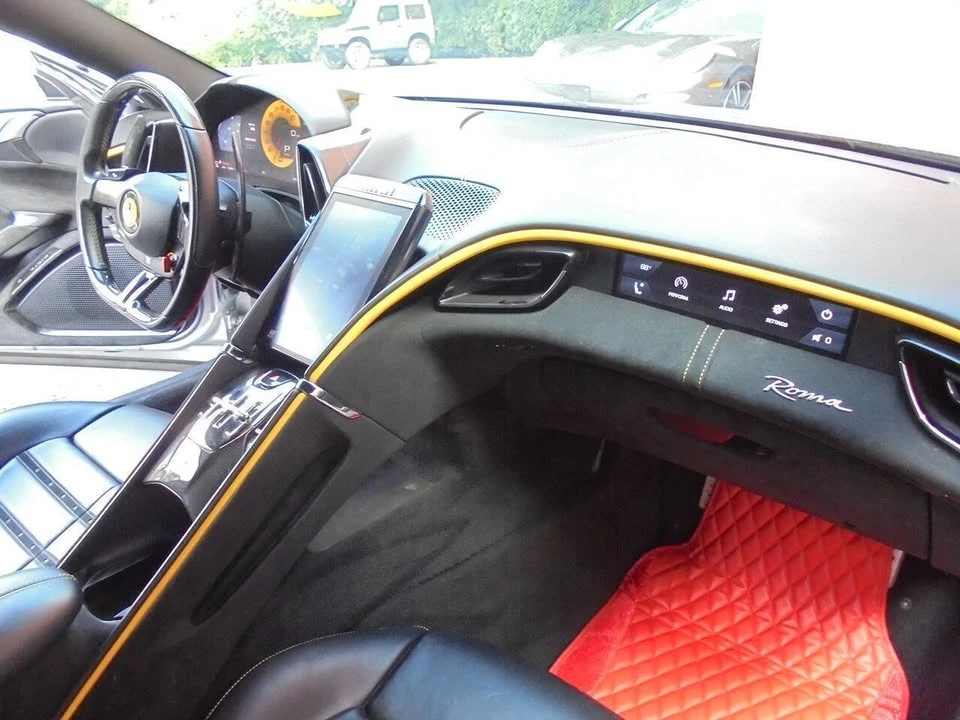 2021 Ferrari Roma - Image 10 of 20