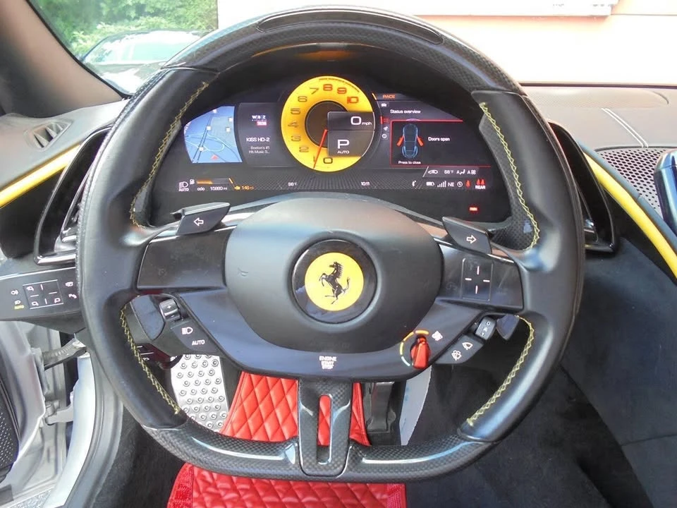 2021 Ferrari Roma - Image 15 of 20