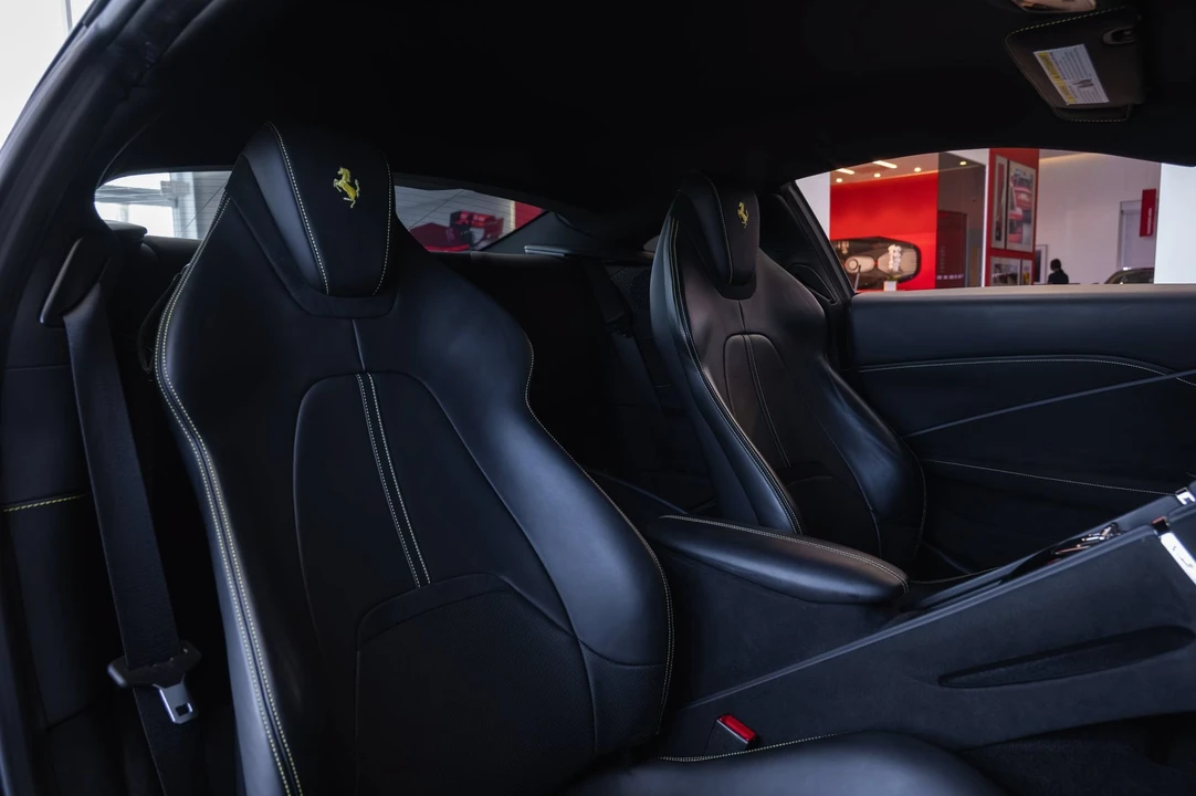 2021 Ferrari Roma - Image 31 of 31