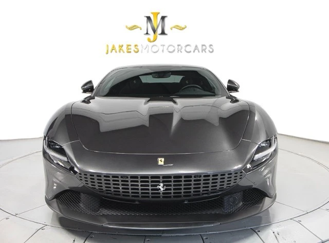 2021 Ferrari Roma - Image 17 of 24