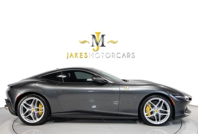 2021 Ferrari - Image 13 of 24