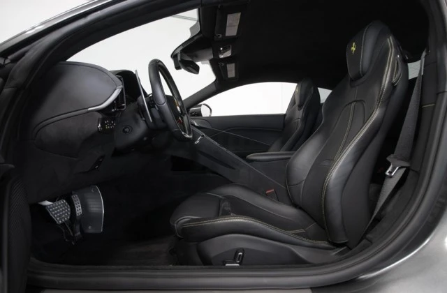 2021 Ferrari - Image 20 of 24