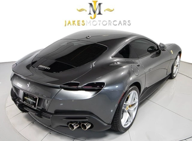 2021 Ferrari Roma - Image 11 of 24