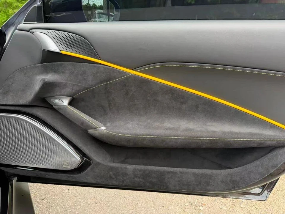 2021 Ferrari Roma - Image 9 of 31