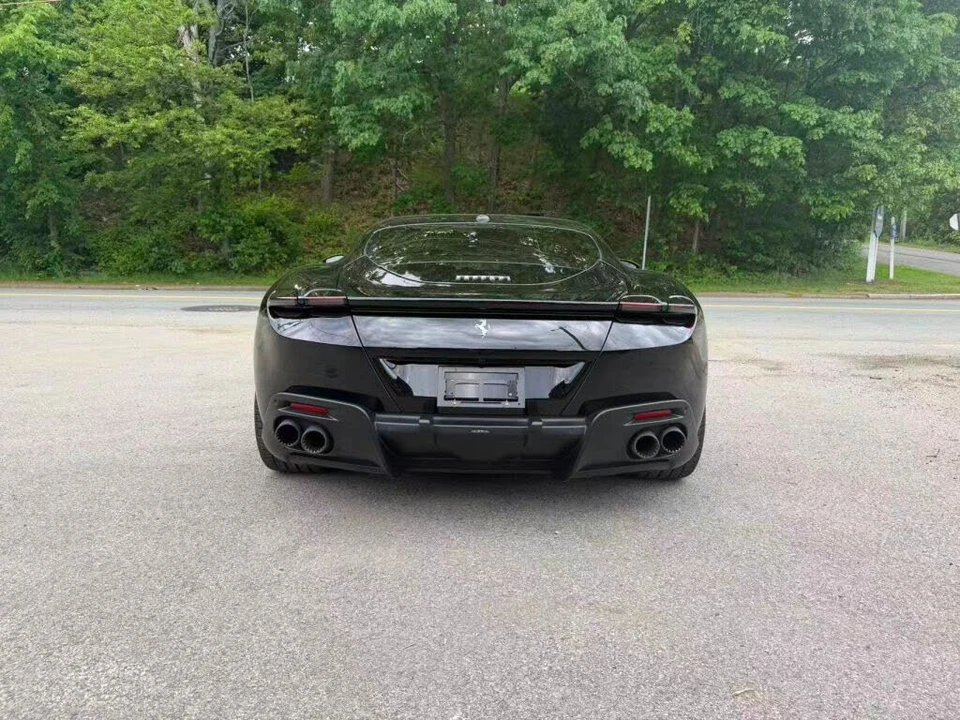 2021 Ferrari Roma - Image 26 of 31