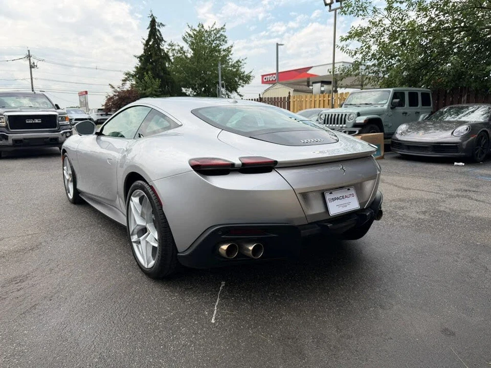 2021 Ferrari Roma - Image 8 of 31