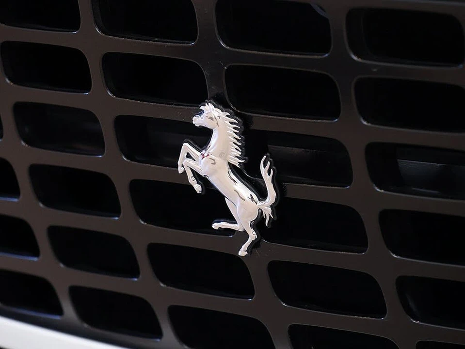 2021 Ferrari Roma - Image 9 of 31
