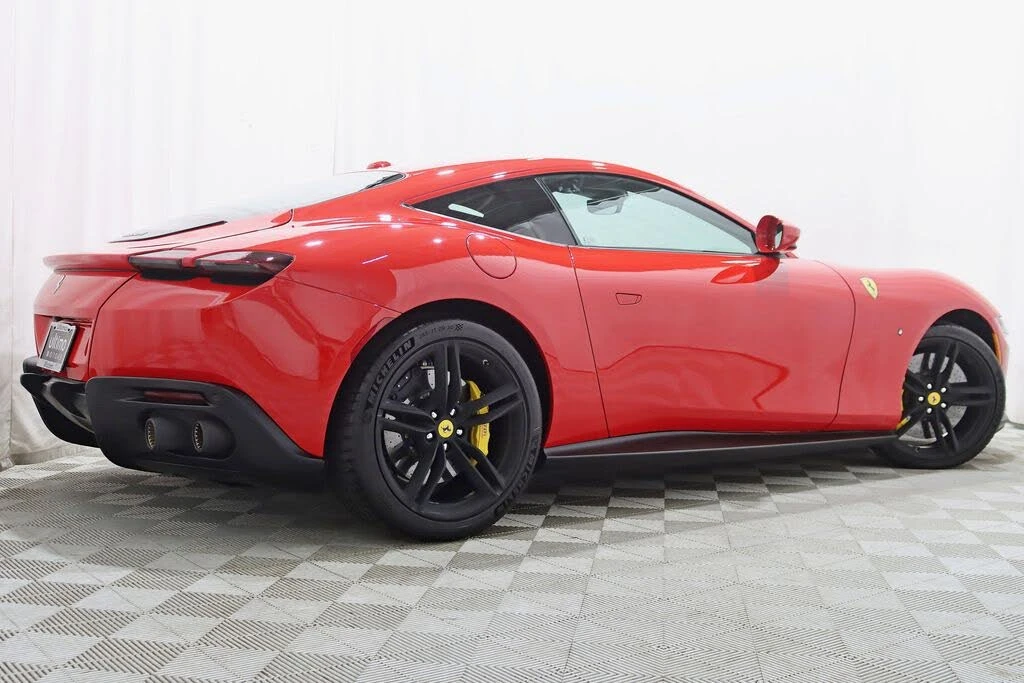 2021 Ferrari Roma - Image 10 of 31