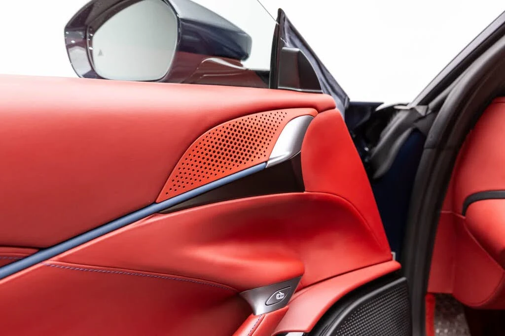 2021 Ferrari Roma - Image 26 of 31