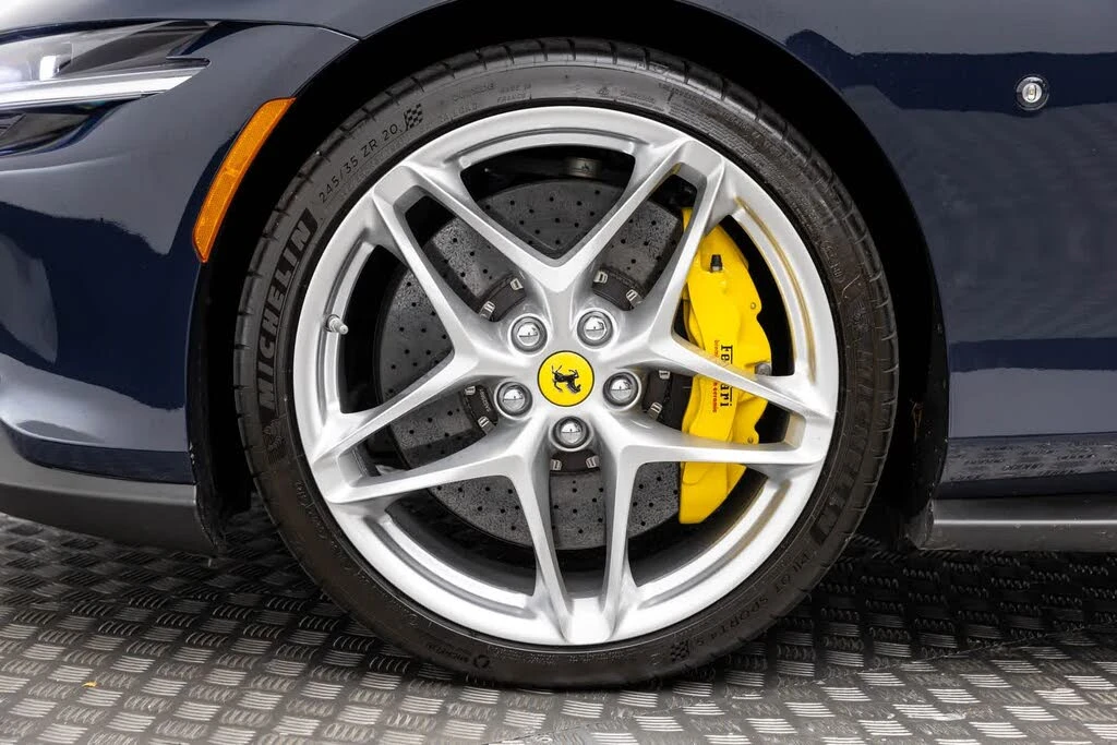 2021 Ferrari Roma - Image 8 of 31