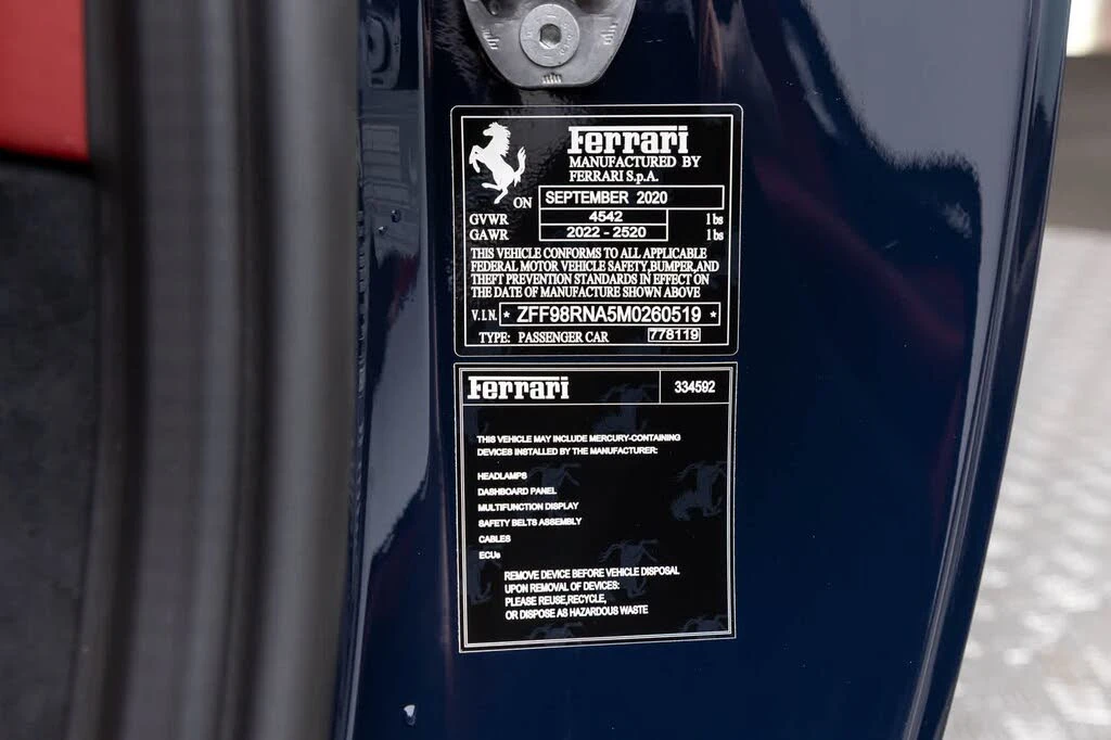 2021 Ferrari Roma - Image 23 of 31