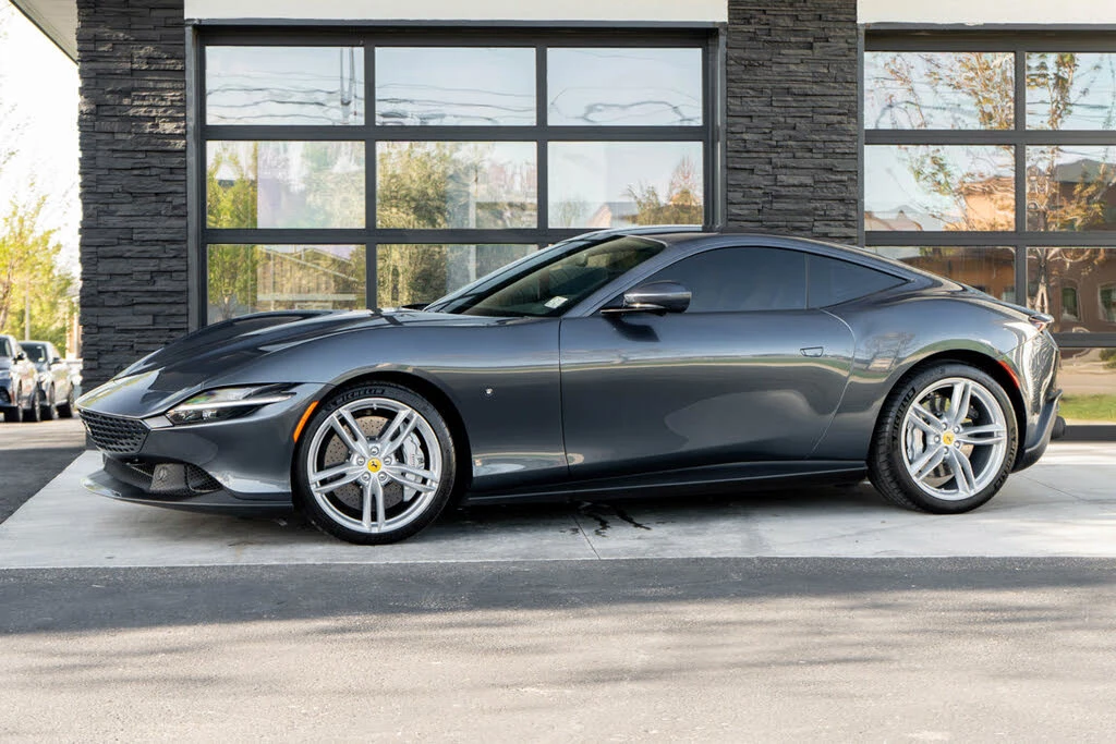 2021 Ferrari Roma - Image 2 of 31