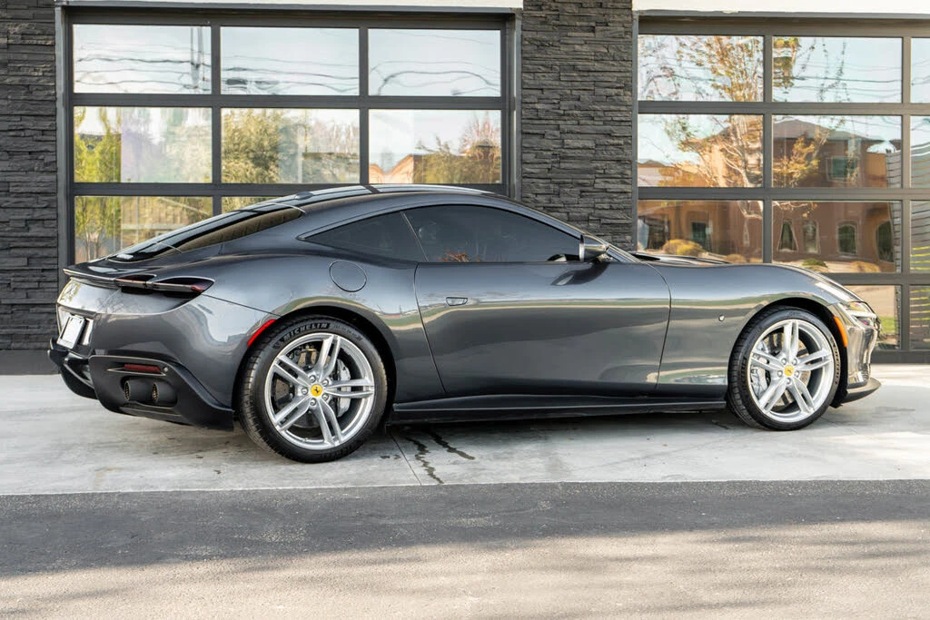 2021 Ferrari Roma - Image 10 of 31