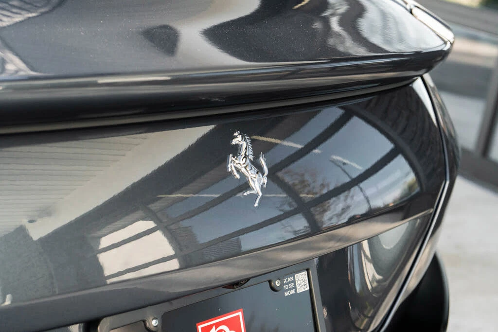 2021 Ferrari Roma - Image 9 of 31