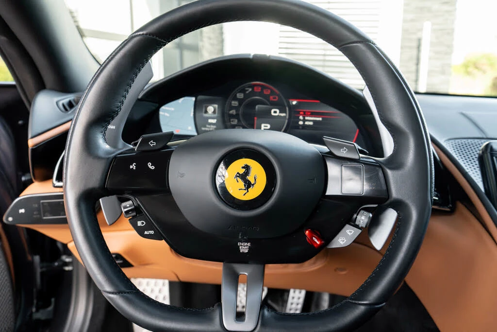 2021 Ferrari Roma - Image 21 of 31