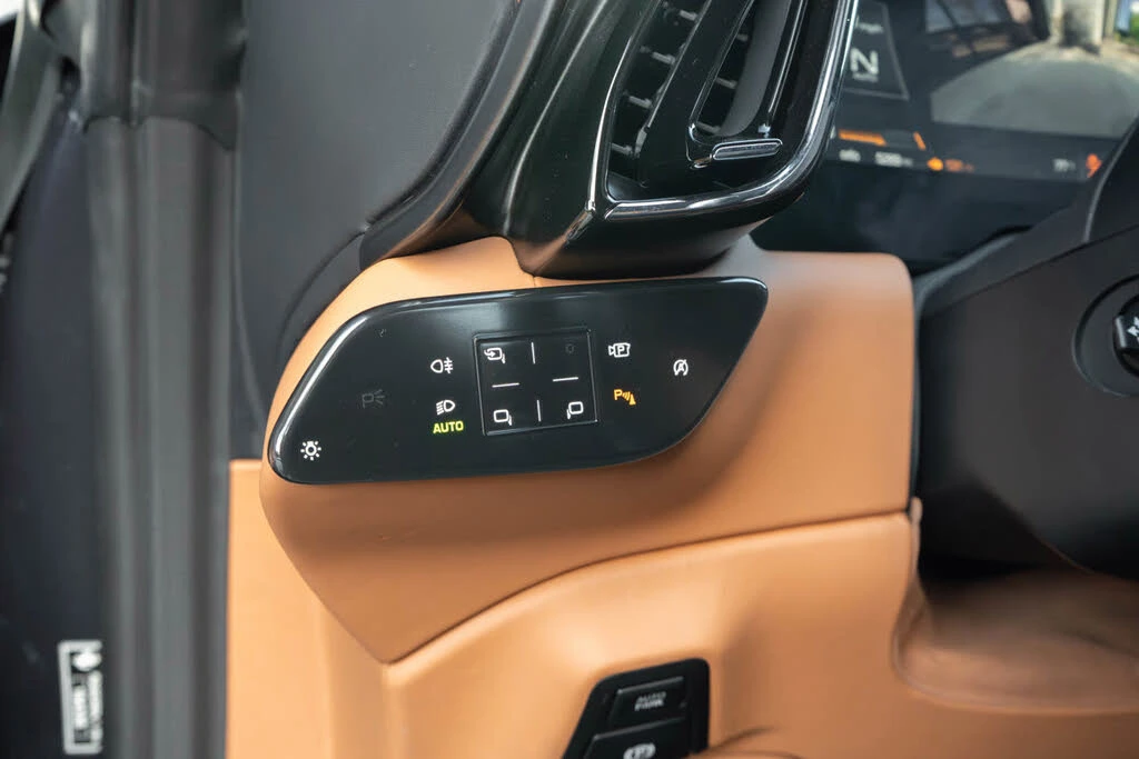 2021 Ferrari Roma - Image 29 of 31