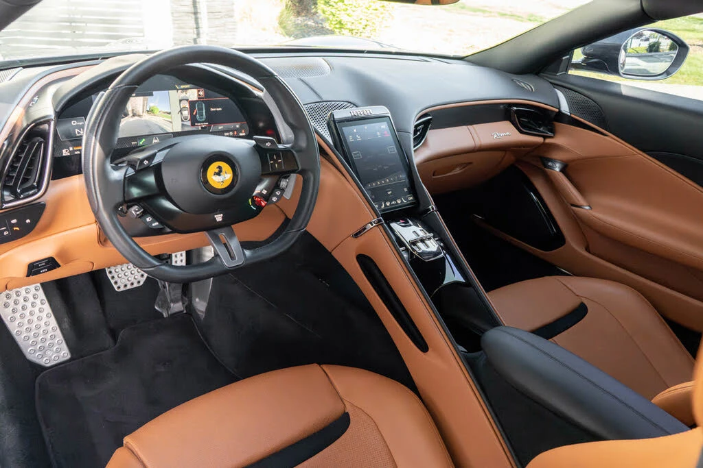 2021 Ferrari Roma - Image 16 of 31