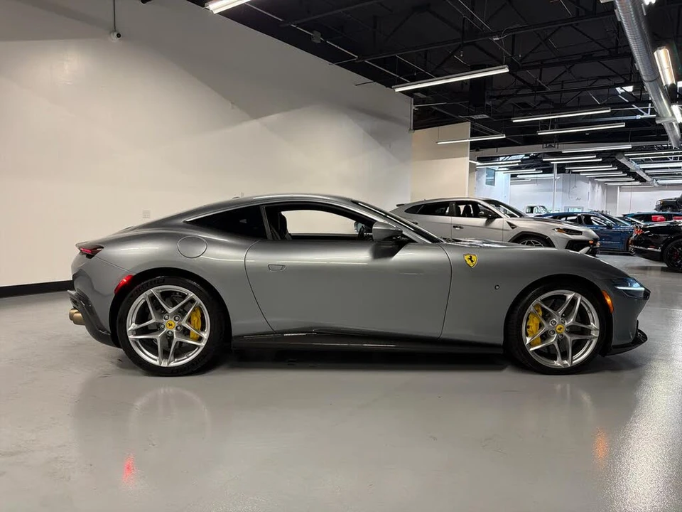 2021 Ferrari Roma - Image 10 of 31