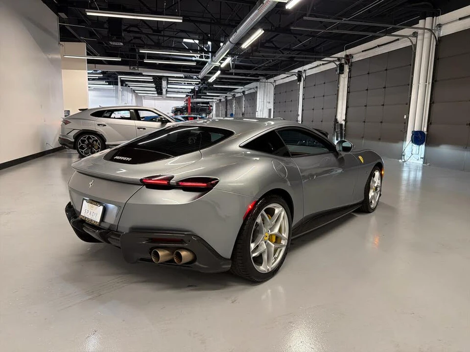 2021 Ferrari Roma - Image 8 of 31