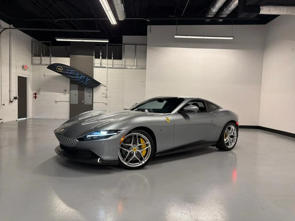 2021 Ferrari Roma - Image 2 of 31