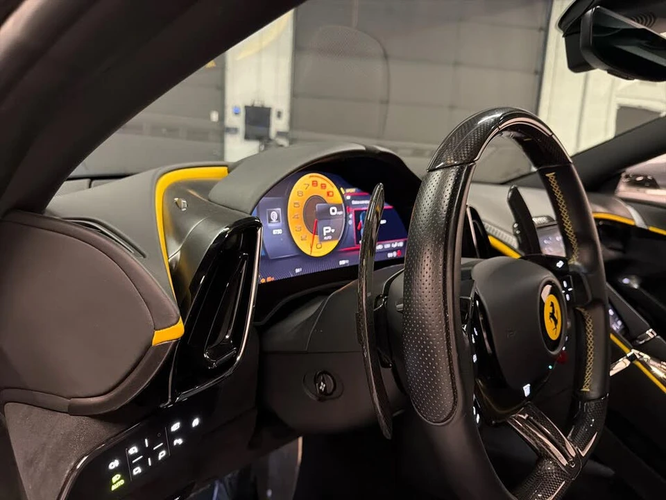 2021 Ferrari Roma - Image 19 of 31