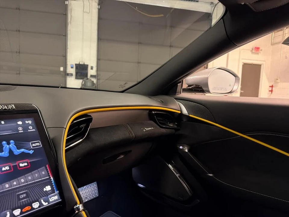 2021 Ferrari Roma - Image 23 of 31