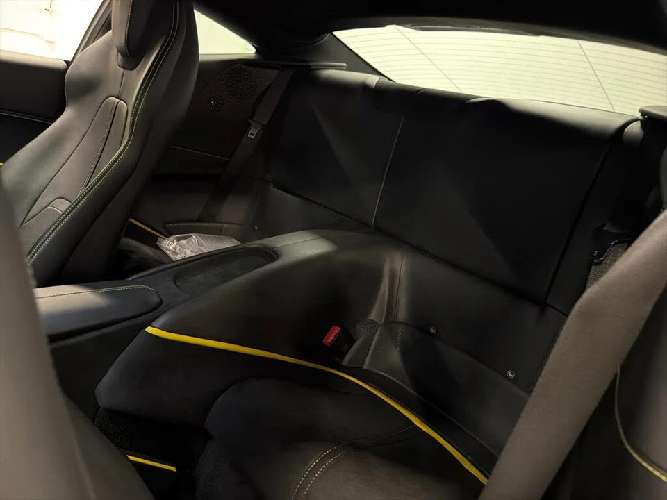 2021 Ferrari Roma - Image 26 of 31