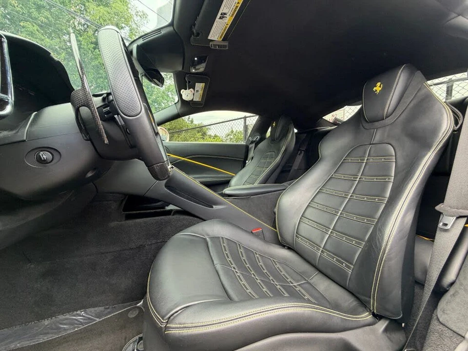 2021 Ferrari Roma - Image 21 of 31